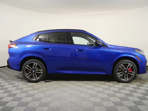 Used 2026 BMW X2 xDrive28i w/ M Sport Package AWD/4WD image 4