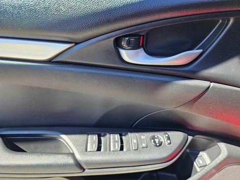 Used 2019 Honda Civic Sport image 22
