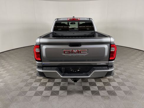 New 2026 GMC Canyon Elevation w/ Convenience Package image 4