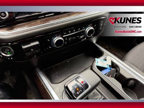 Used 2023 GMC Sierra 1500 Elevation w/ Preferred Package image 14