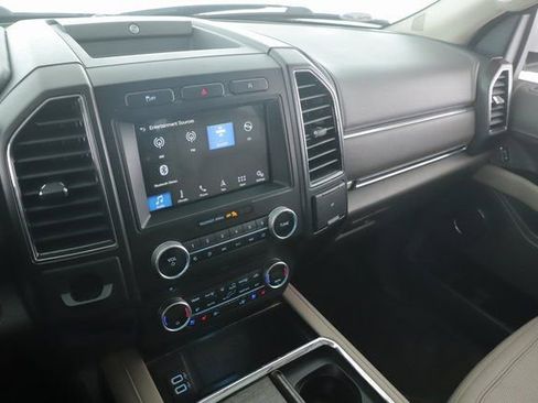 Used 2018 Ford Expedition Max Limited image 29