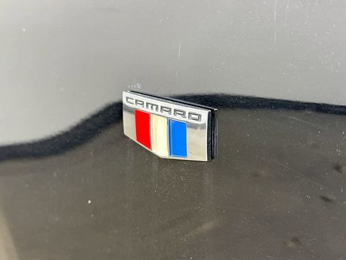 Used 2019 Chevrolet Camaro SS image 7