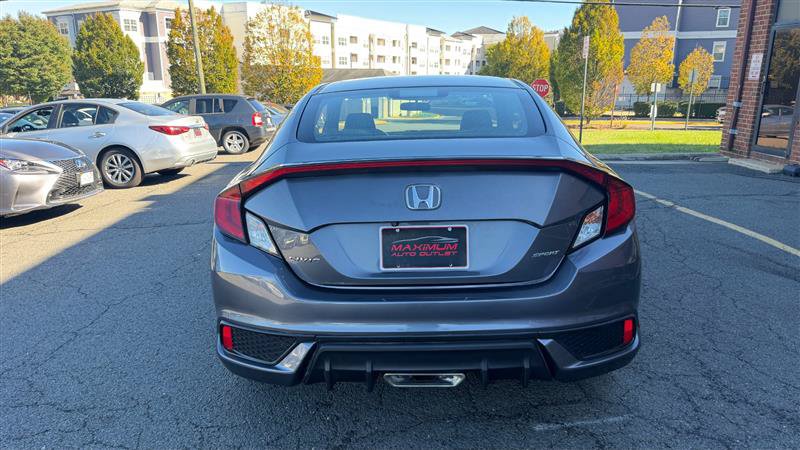 Used 2019 Honda Civic Sport image 12