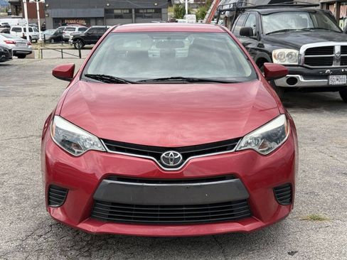 Used 2015 Toyota Corolla LE FWD image 2