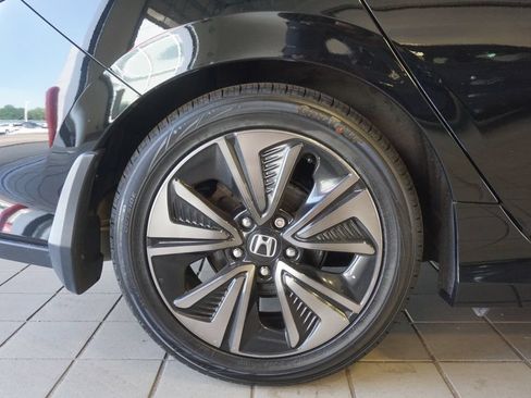 Used 2018 Honda Civic EX image 32