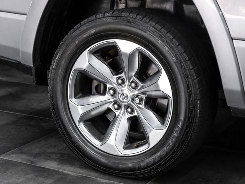 Used 2019 RAM 1500 Limited w/ Advanced Safety Group AWD/4WD image 74