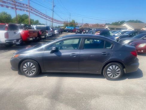 Used 2012 Honda Civic LX image 2