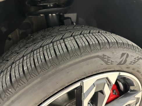 Used 2025 BMW X1 xDrive28i w/ Technology Package image 12