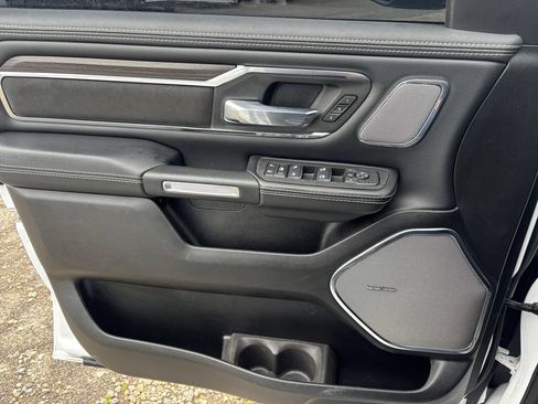 Used 2025 RAM 1500 Laramie w/ Night Edition AWD/4WD image 14