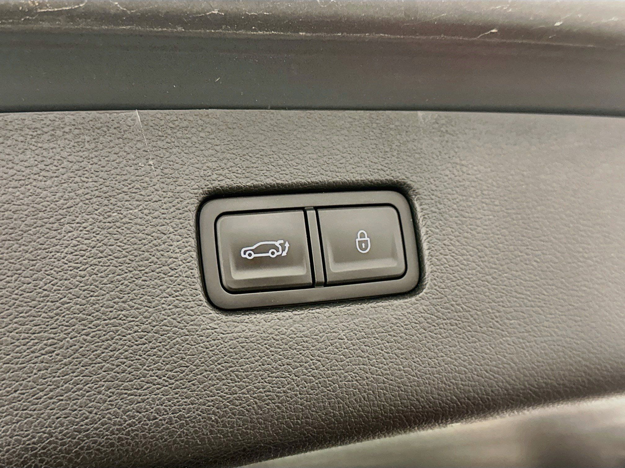 Used 2025 Genesis GV80 2.5T Standard AWD/4WD image 30