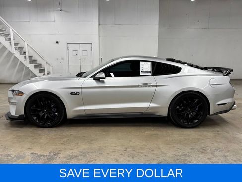 Used 2018 Ford Mustang GT Premium RWD image 4