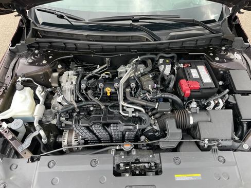 Used 2024 Nissan Altima 2.5 SV FWD image 26