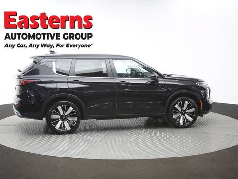 Used 2025 Mitsubishi Outlander SE AWD/4WD image 45