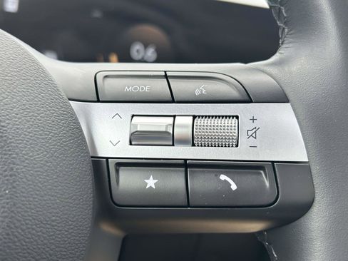 Used 2025 Hyundai Tucson SEL FWD image 23