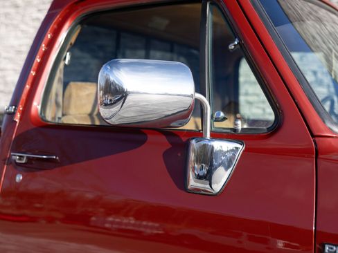 Used 1993 Dodge D/W Truck 250 image 25