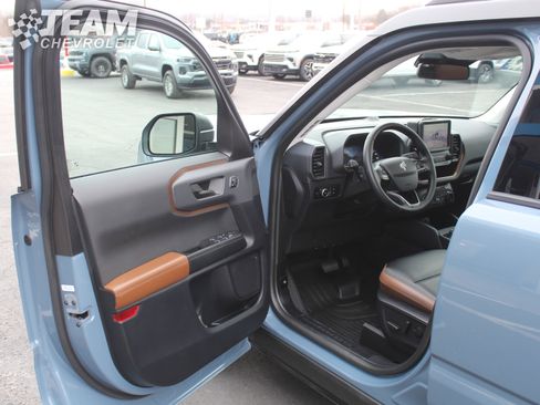 Used 2024 Ford Bronco Sport Outer Banks w/ Tech Package image 10