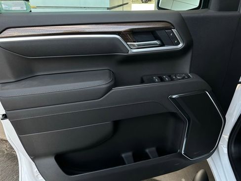 New 2026 Chevrolet Silverado 1500 RST w/ RST Select Package AWD/4WD image 9