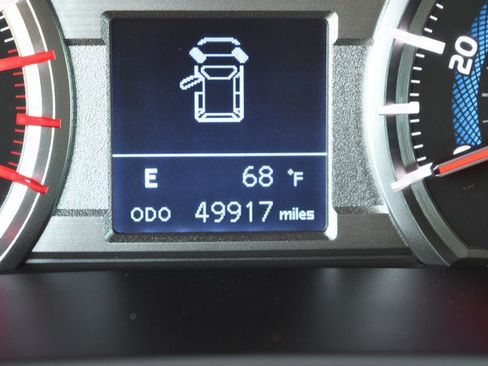 Certified 2019 Toyota 4Runner TRD Off-Road Premium image 32