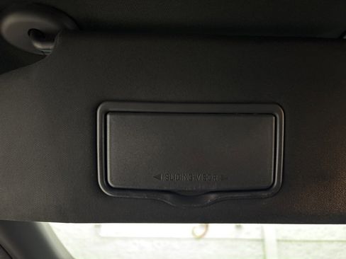 Used 2017 Ford Explorer XLT w/ Equipment Group 202A image 19