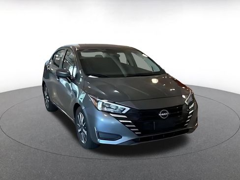 Used 2025 Nissan Versa SV w/ Trunk Package image 3
