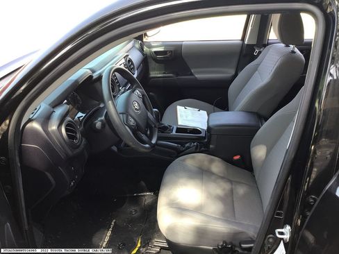 Used 2022 Toyota Tacoma SR w/ SR Convenience Package RWD image 8