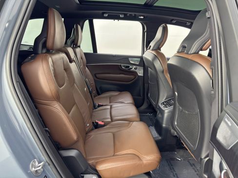 Used 2023 Volvo XC90 T8 Ultimate image 42