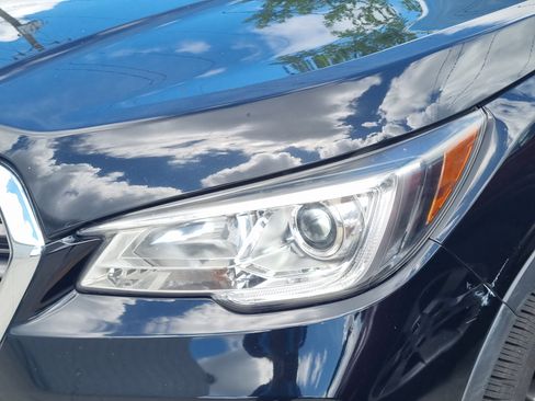 Used 2019 Subaru Ascent Premium AWD/4WD image 4