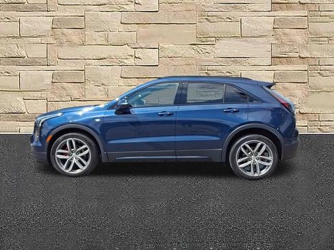 Used 2021 Cadillac XT4 Sport AWD/4WD image 2