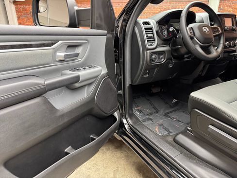Used 2022 RAM 1500 Big Horn AWD/4WD image 10