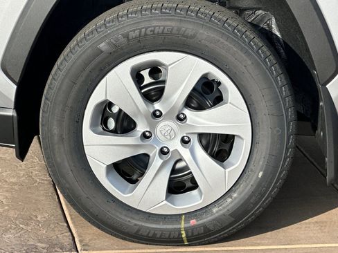 New 2025 Toyota RAV4 LE image 33