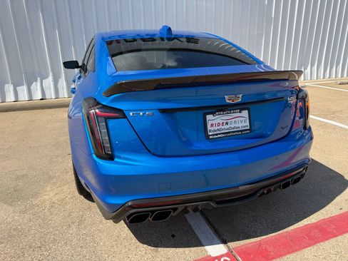 Used 2025 Cadillac CT5 V Blackwing w/ Carbon Fiber 2 Package RWD image 5