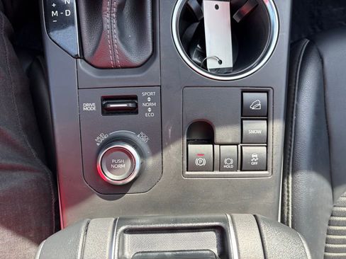 Certified 2025 Toyota Highlander XSE AWD/4WD image 29