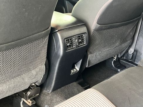 Used 2021 Toyota 4Runner SR5 AWD/4WD image 36