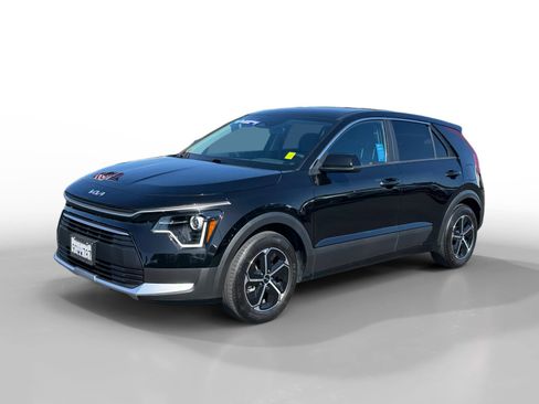Used 2023 Kia Niro LX FWD image 1