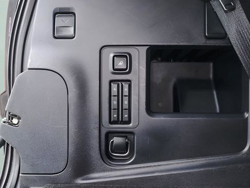 Used 2025 Ford Expedition Platinum AWD/4WD image 41