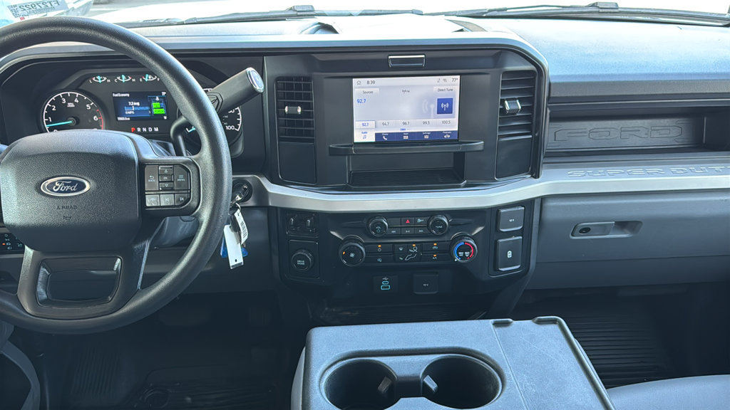 Certified 2025 Ford F250 XL w/ XL Chrome Package RWD image 10