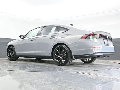 New 2025 Honda Accord SE image 22