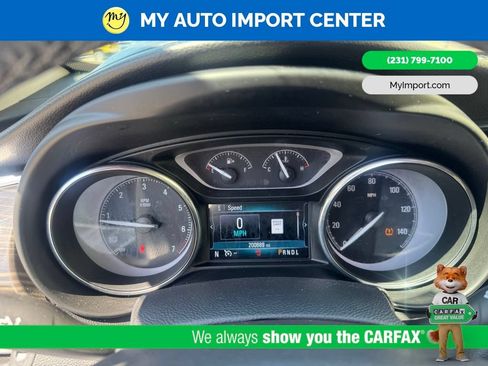 Used 2020 Buick Envision Essence w/ LPO, Cargo Package AWD/4WD image 20