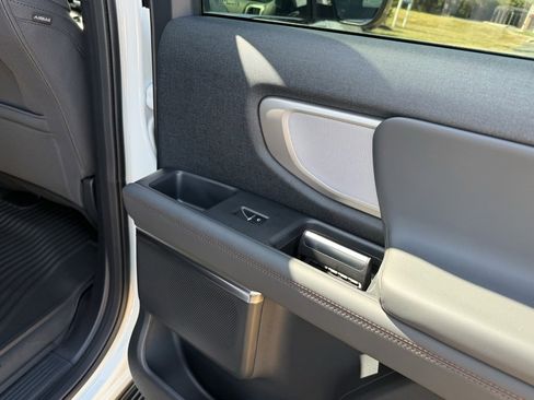 New 2025 Ford Expedition Max Active image 41