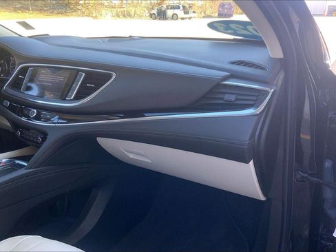 Used 2023 Buick Enclave Avenir image 16