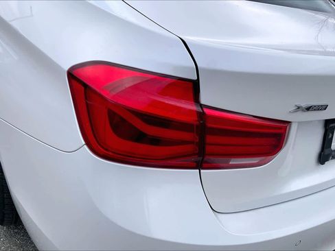 Used 2018 BMW 330i xDrive Sedan image 27