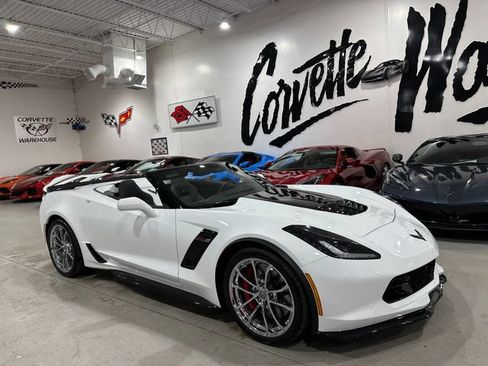 Used 2019 Chevrolet Corvette Z06 RWD image 21