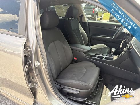 Used 2018 Kia Optima LX FWD image 19