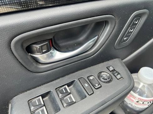 Used 2024 Honda Pilot Elite image 12
