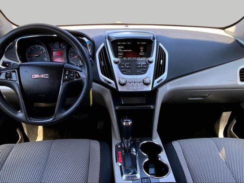 Used 2017 GMC Terrain SLE FWD image 16
