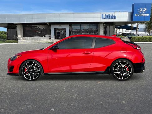 Certified 2022 Hyundai Veloster N image 5