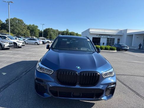 Used 2023 BMW X5 xDrive45e w/ Executive Package AWD/4WD image 2
