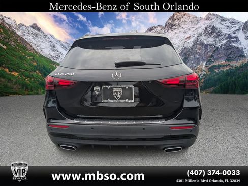 Used 2025 Mercedes-Benz GLS 450 4MATIC w/ AMG Line Exterior image 21