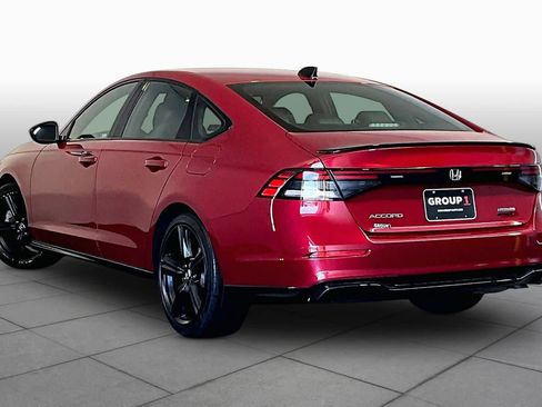 Used 2023 Honda Accord Sport image 12