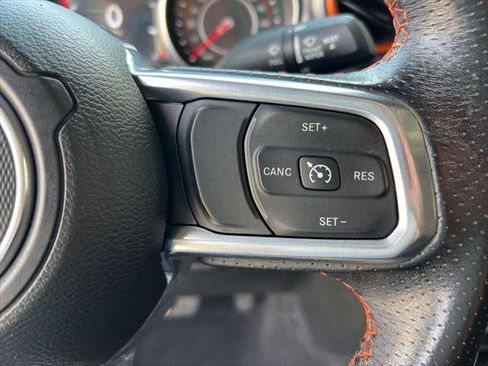 Certified 2021 Jeep Gladiator Mojave AWD/4WD image 13